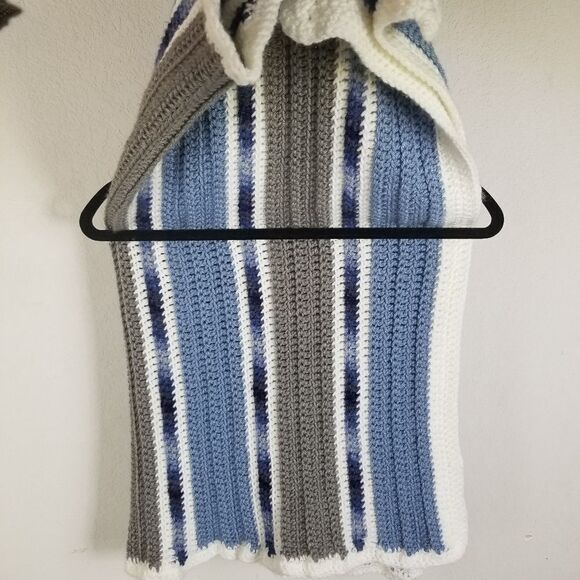 Handmade‎ Crochet Blue,  Gray and White  Baby Blanket - Picture 4 of 6